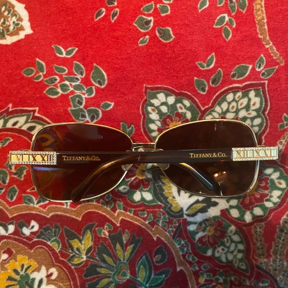 Tiffany & Co. Sunglasses Prescription - Picture 9 of 10